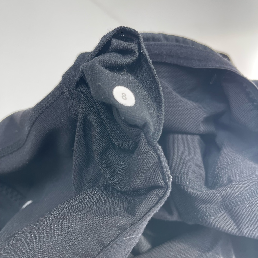 Lululemon - Picture 7 of 7